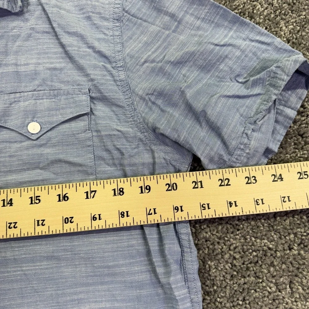 Levi's Shirt Mens Medium Blue Solid Short Sleeve Button Up Chambray Pockets